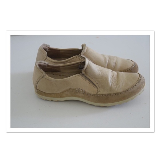 Ecco slip ons - Picture 1 of 8